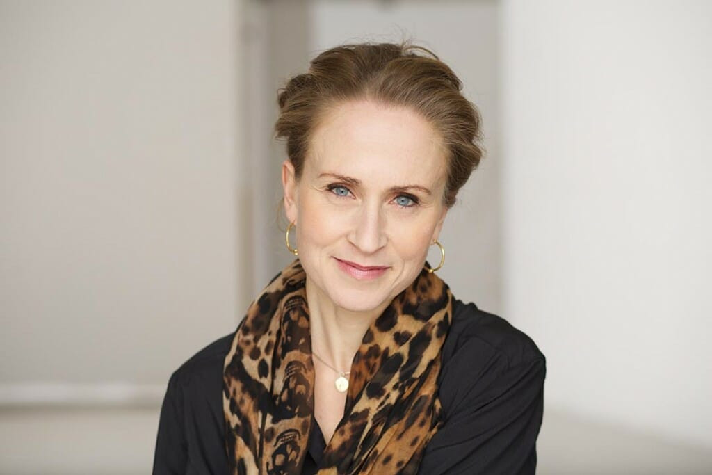 Headshot of Professional Woman