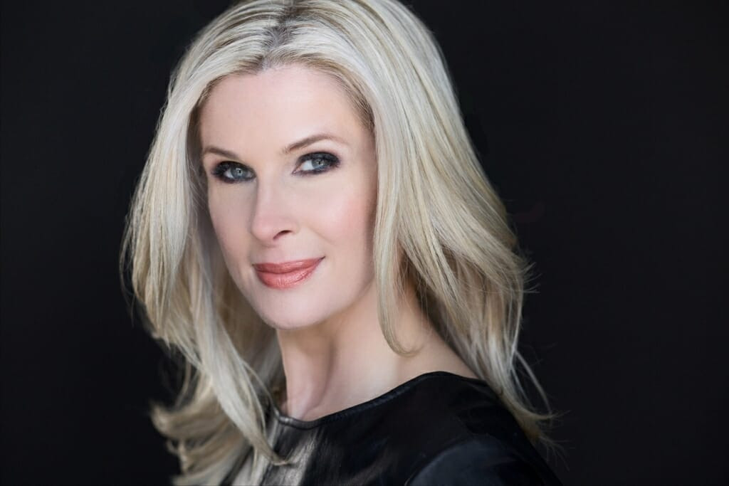 Headshot of a woman
